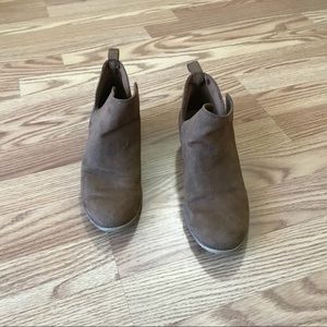 American Eagle Brown Suede Booties